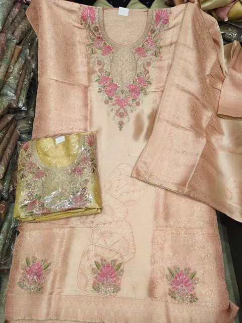 Rose Lotus Suit Set
